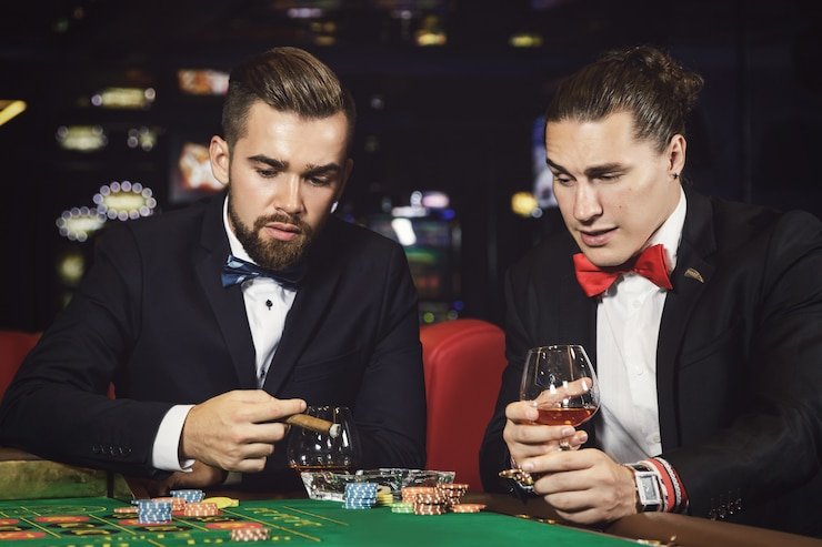 slot77 Cocktail Nights